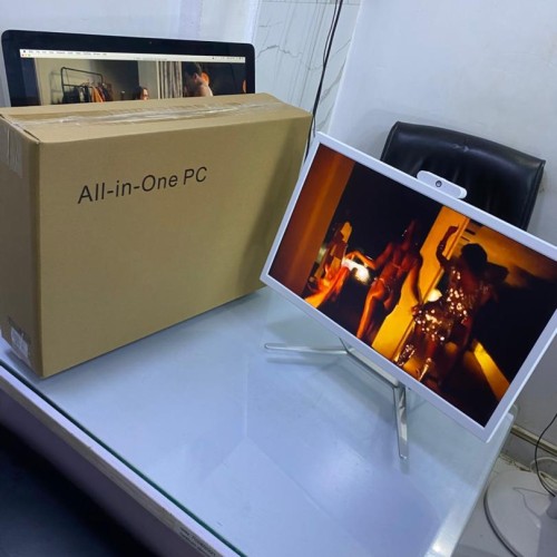 All in one corei3 
500gb 8gb ram
8th gen 22 inch